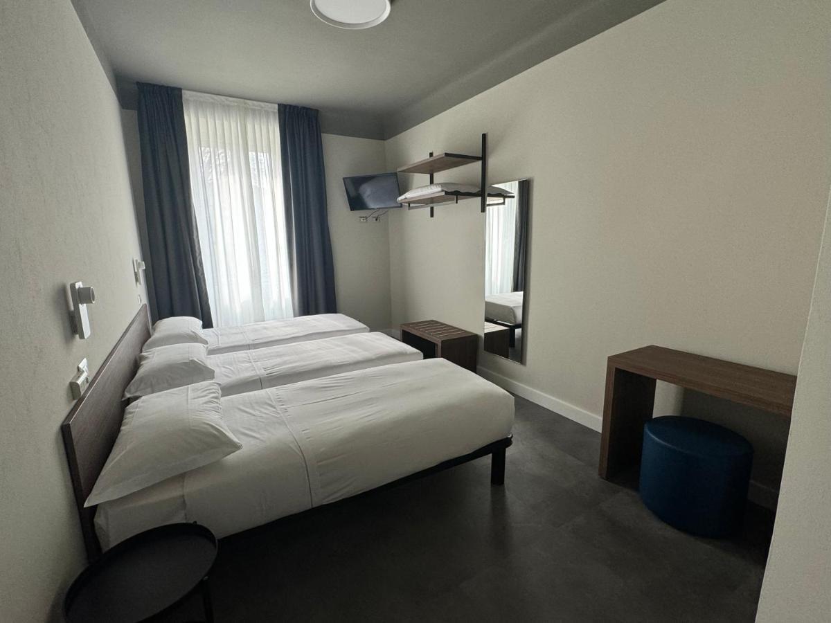 Hotel 22 Marzo Milan Luaran gambar